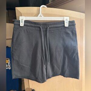men’s grey hollister shorts